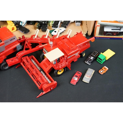 1165 - Quantity of boxed and unboxed diecast models to include Oxford Diecast Great Dorset Steam Fair model... 