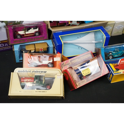 1167 - Collection of boxed and unboxed diecast models to include 34 x boxed diecast models featuring Dinky ... 