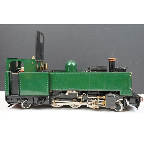 251 - Roundhouse G scale 2-6-2 live steam locomotive in green livery along with a boxed HiTec Laser 4FM Ch... 