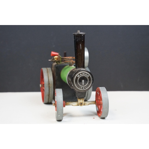 252 - Steam Engine - Boxed Mamod TE1A Reversing Traction Steam Engine in main body green and red wheels, w... 