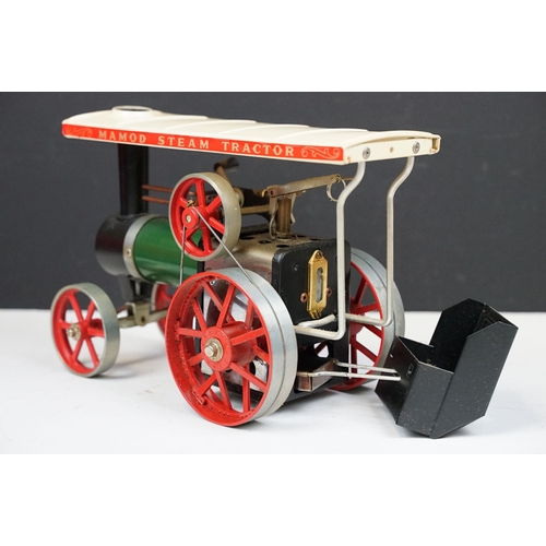 258 - Steam Engine - Boxed Mamod TE1A Steam Tractor steam engine in main body green, with 2 x boxed Mamod ... 