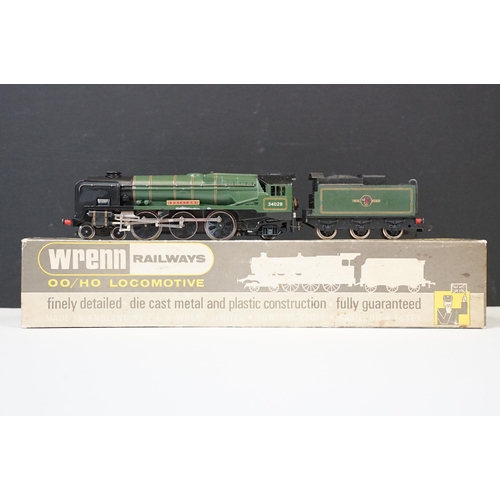 89 - Boxed Wrenn OO gauge W2239 4-6-2 Eddystone green locomotive, box a touch grubby