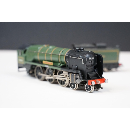 89 - Boxed Wrenn OO gauge W2239 4-6-2 Eddystone green locomotive, box a touch grubby