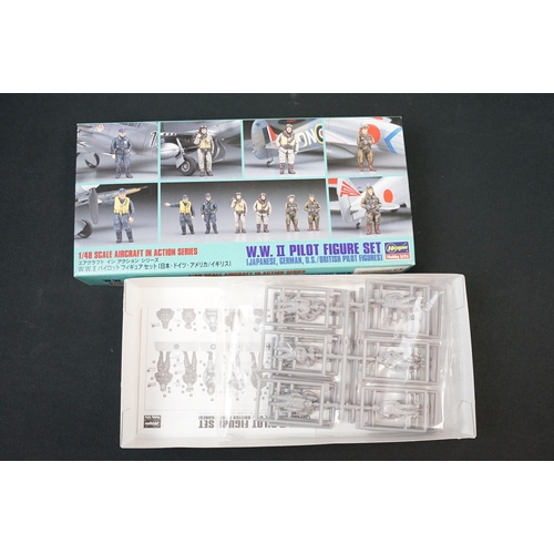 262 - Nine boxed and unbuilt plastic model kits and figure sets to include 3 x Hasegawa figure sets (X72-8... 