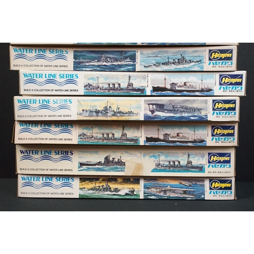 263 - 23 Boxed Hasegawa Water Line Series 1/700 plastic model ship kits to include 710 Ticonderoga, 709 Yo... 