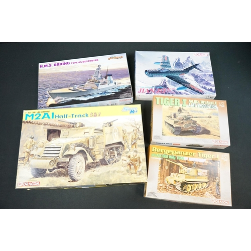 272 - 20 Boxed Dragon plastic model kits of various scale to include military planes, ships and vehicles f... 