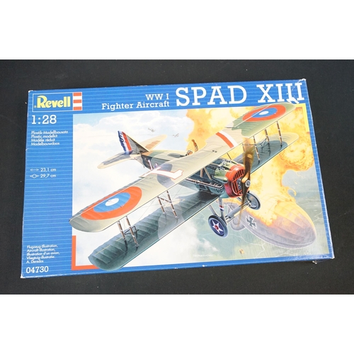 277 - 15 Boxed Revell plastic model kits to include 7 x 1/32, 7 x 1/35 and 1 x 1/28 featuring 1/32 04702 M... 