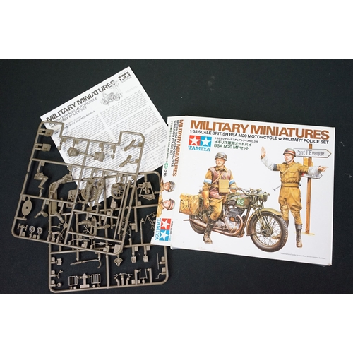 282 - 24 Boxed Tamiya military miniatures figure and accessory sets featuring 1/48, 1/35 and 1/16 scale to... 