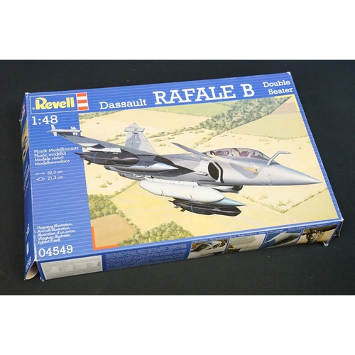 296 - 15 Boxed 1/48 Revell plastic model kits to include 04520 Consolidated PBY-5 Cataline, 04641 Chinook ... 