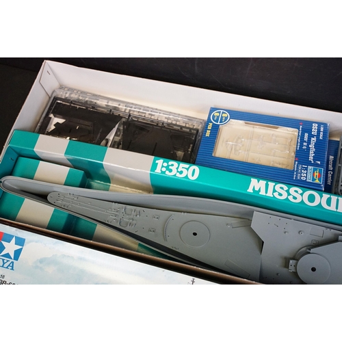 299 - Two boxed Tamiya 1/350 plastic model kits to include US Battleship 78018 BB-63 BB-63 Missouri and Br... 