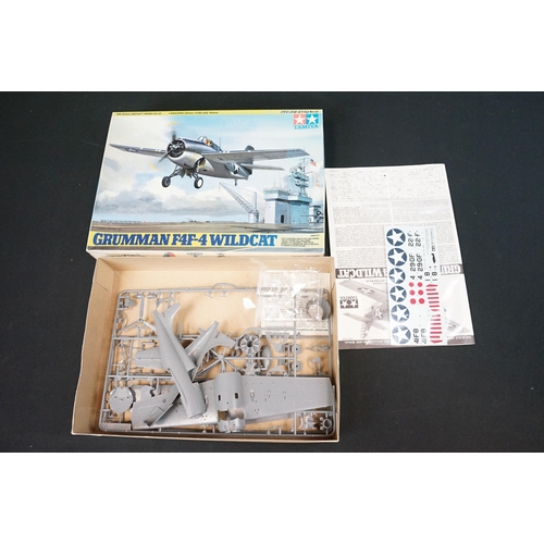 302 - Seven boxed Tamiya plastic model kits to include 1/350 78003 German Battleship Tirpitz, 1/35 150 PBR... 