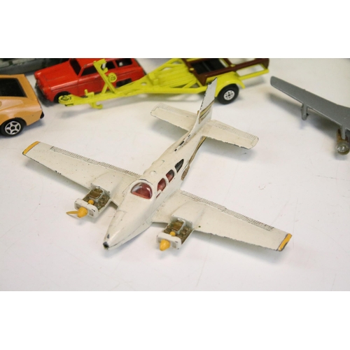 1289 - Around 40 mid 20th C onward play worn diecast models to include Corgi, Dinky, Tekno, Matchbox, No Re... 