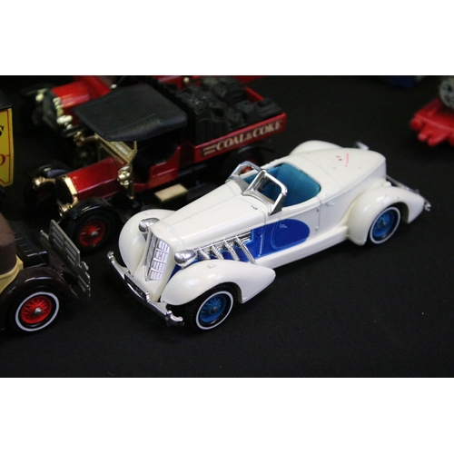 1290 - 27 boxed Lledo diecast models along with approx. 190 Matchbox Models Of Yesteryear diecast models an... 