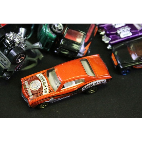 1293 - Around 550 Mattel Hot Wheels diecast models from the 1970s to 2000s featuring redline examples