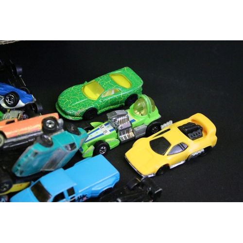 1293 - Around 550 Mattel Hot Wheels diecast models from the 1970s to 2000s featuring redline examples