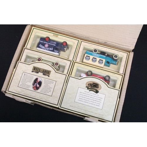 1296 - Collection of boxed & unboxed diecast models to include boxed Solido 8006 Rolls Royce with wooden st... 