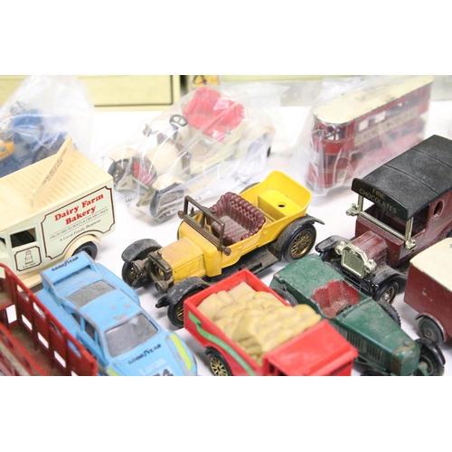 1301 - Collection of around 30 boxed & unboxed diecast models to include 3 x boxed Corgi Memories, play wor... 