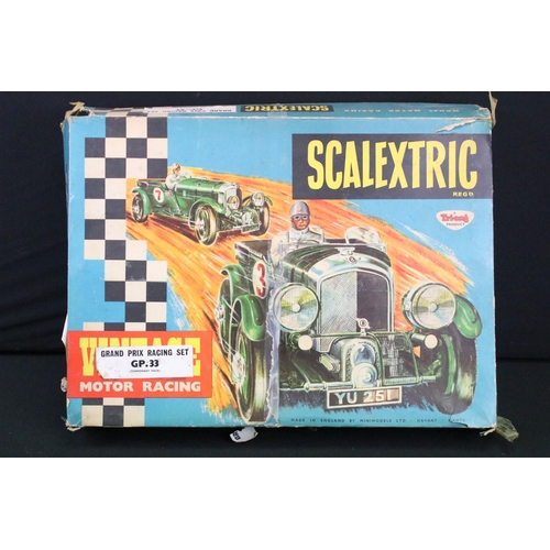 1307 - Collection of boxed Triang Scalextric to include Grand Prix Racing Set GP33 (Appearing complete with... 