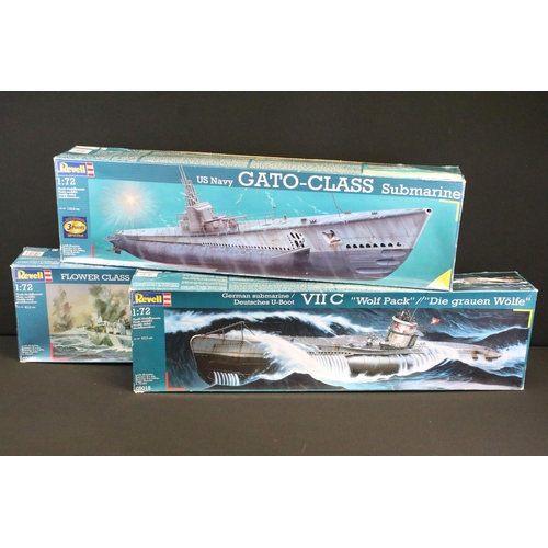 313 - Three boxed 1/72 Revell plastic model kits to include 05047 US Navy Gato-Class Submarine, 05015 Germ... 