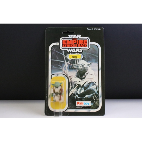 1656 - Star Wars - Original carded Palitoy The Empire Strikes Back Yoda figure, 41 back, punched, bubble vg... 