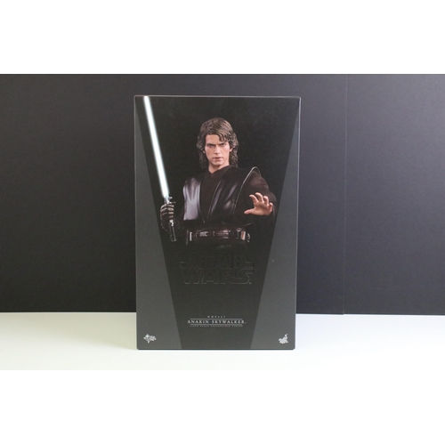 1585 - Star Wars - Boxed Hot Toys 1/6th MMS437 Episode III Revenge Of The Sith Anakin Skywalker Figure, com... 