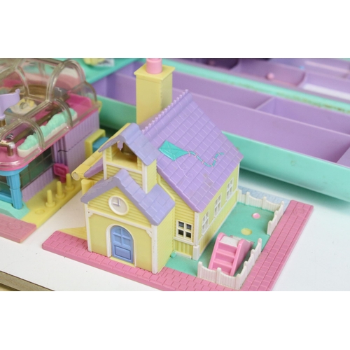 462 - Polly Pocket - Quantity of Bluebird Polly Pocket playsets to include Polly's Pony Club, Nancy's Wedd... 