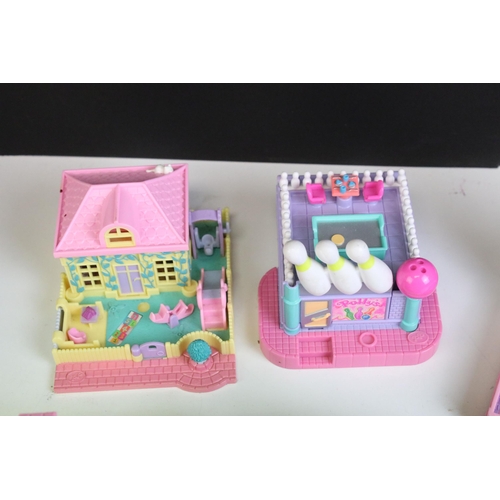 462 - Polly Pocket - Quantity of Bluebird Polly Pocket playsets to include Polly's Pony Club, Nancy's Wedd... 