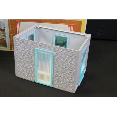 423 - Boxed Triang Spot On Jennys Home with furniture accessories and inner box packaging, appears in gd o... 