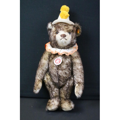 433 - Steiff - Two Steiff teddy bears to include  bagged 035418 Steiff Filzteddybar Felt Teddy Bear with n... 