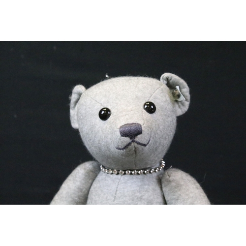 433 - Steiff - Two Steiff teddy bears to include  bagged 035418 Steiff Filzteddybar Felt Teddy Bear with n... 