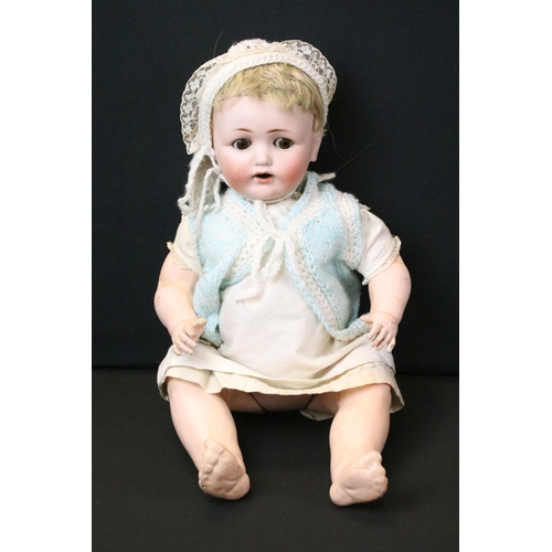 451 - Three Early 20th C German bisque headed dolls to include 1 x Alt, Beck & Gottschalck marked 1361 45 ... 