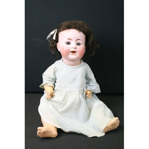 451 - Three Early 20th C German bisque headed dolls to include 1 x Alt, Beck & Gottschalck marked 1361 45 ... 