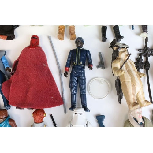 1669 - Star Wars - 77 Original Star Wars figures featuring Hammerhead, Snaggletooth, R5-D4, Jawa, Chewbacca... 