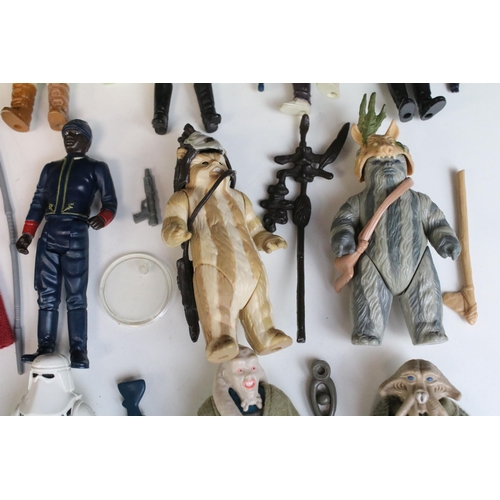 1669 - Star Wars - 77 Original Star Wars figures featuring Hammerhead, Snaggletooth, R5-D4, Jawa, Chewbacca... 