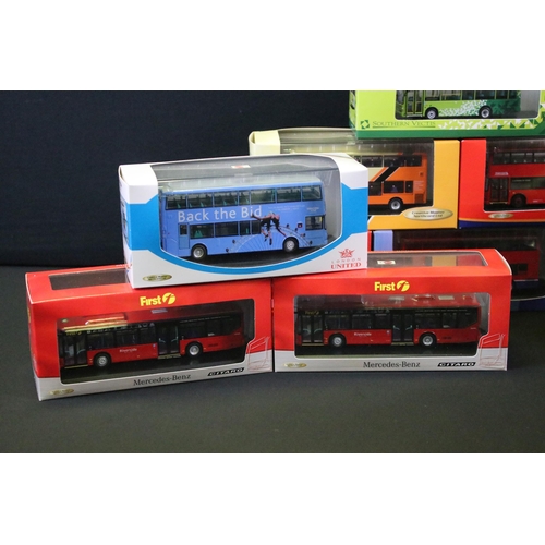 1043 - 12 Boxed / cased Creative Master Northcord Ltd Creative Masters diecast model buses to include UKBUS... 