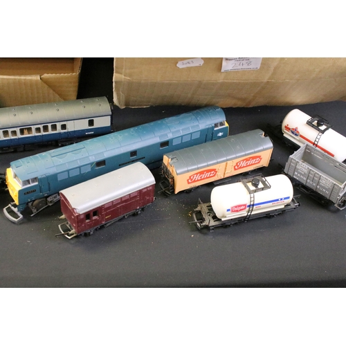 248 - Collection of OO gauge model railway to include 29 x items of rolling stock featuring Lima, Triang, ... 