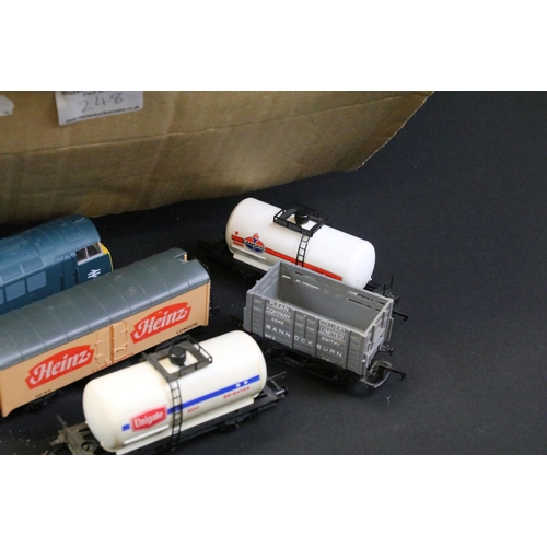 248 - Collection of OO gauge model railway to include 29 x items of rolling stock featuring Lima, Triang, ... 