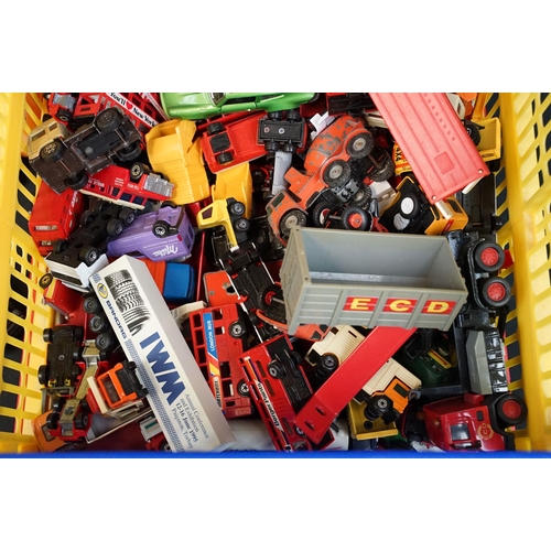 1233 - Quantity of diecast and plastic models from the mid 20th C onwards to include Corgi, Matchbox Lesney... 