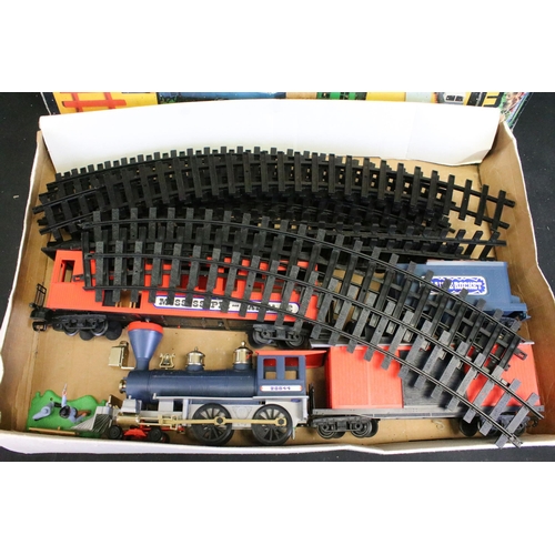 399 - Boxed Novo Big Big Passenger Train set and a boxed Timpo The Great Train Hold Up Set along with addi... 