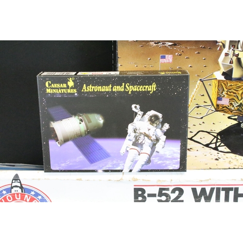 334 - 13 Boxed space related plastic model kits to include Monogram Astronauts 5907 1/72 b-52 with Experim... 