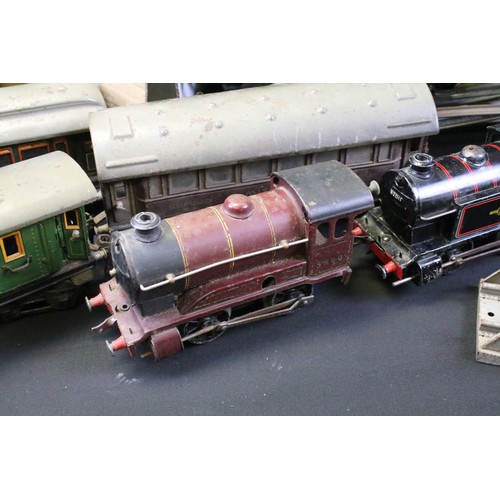 232A - Quantity of O Gauge model railway to include locomotives, tenders and track featuring 3 x locos to i... 