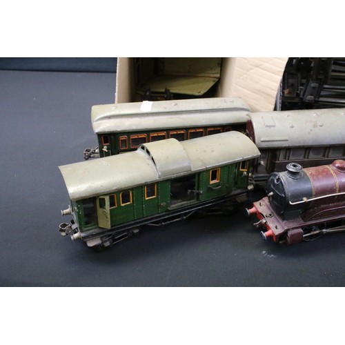 232A - Quantity of O Gauge model railway to include locomotives, tenders and track featuring 3 x locos to i... 