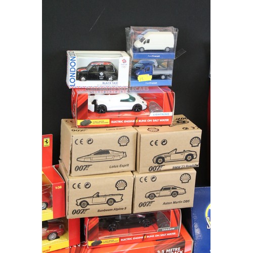 1072 - Around 85 boxed diecast models to include 3 x Corgi Aviation Archive models featuring AA36008, 48301... 