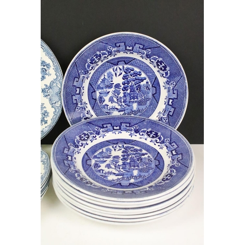 102 - Collection of late 19th / early 20th century ceramic blue & white plates to include Johnson Bros, Ru... 
