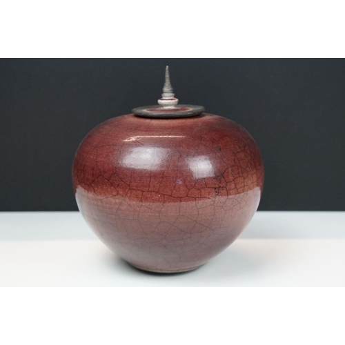 16 - Studio Pottery - An ovoid pottery vase & cover by Mieke Selleslagh (1954-), of ovoid form with a tra... 