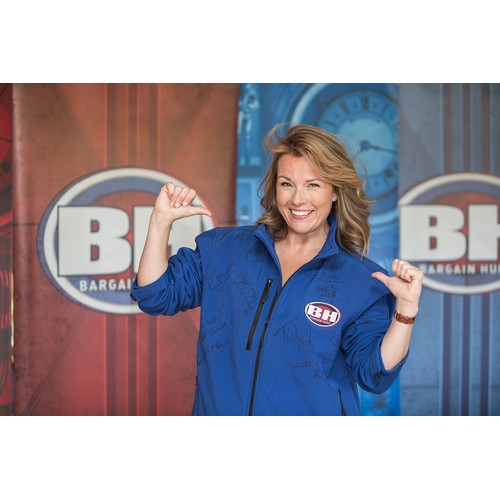 66 - Signed blue Bargain Hunt jacket - Own an iconic Bargain Hunt jacket in blue, signed by some of the s... 