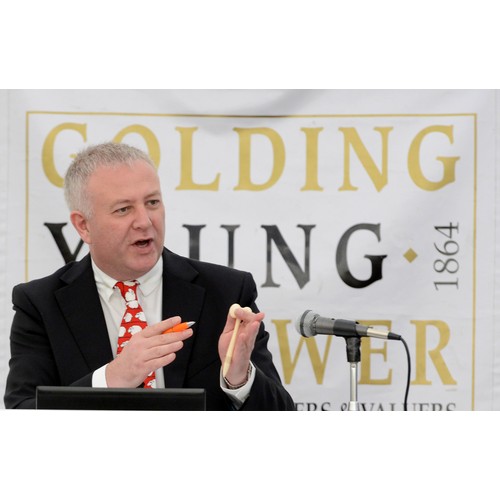 77 - Be a trainee auctioneer with Bargain Hunt expert Colin Young - Go behind the scenes at an auction ro... 