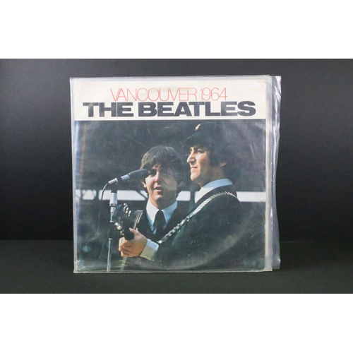 437 - Vinyl - 5 The Beatles private pressing LPs to include Yellow Matter Custard (Trademark Of Quality, p... 