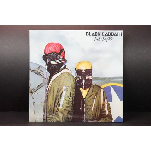 496 - Vinyl - 4 albums by Black Sabbath to include: Black Sabbath (UK 1970 large vertigo swirl and inner s... 