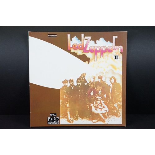 536 - Vinyl - 3 Led Zeppelin LPs to include II (Atlantic 588198 plum labels, Lemon Song credit, Thankyou m... 